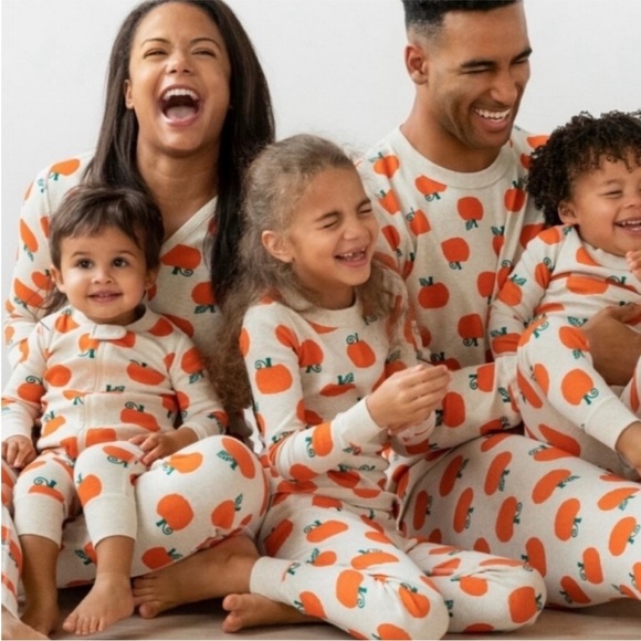 Hanna Andersson Organic Cotton, Pumpkin Halloween Fall Sleeper Onesie - Picture 4 of 6